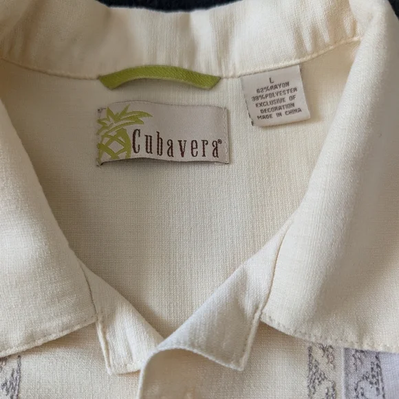 Cubavera Men's Short Sleeve Embroidered Panel Guayabera Button Up Shirt Size L - Picture 9 of 13